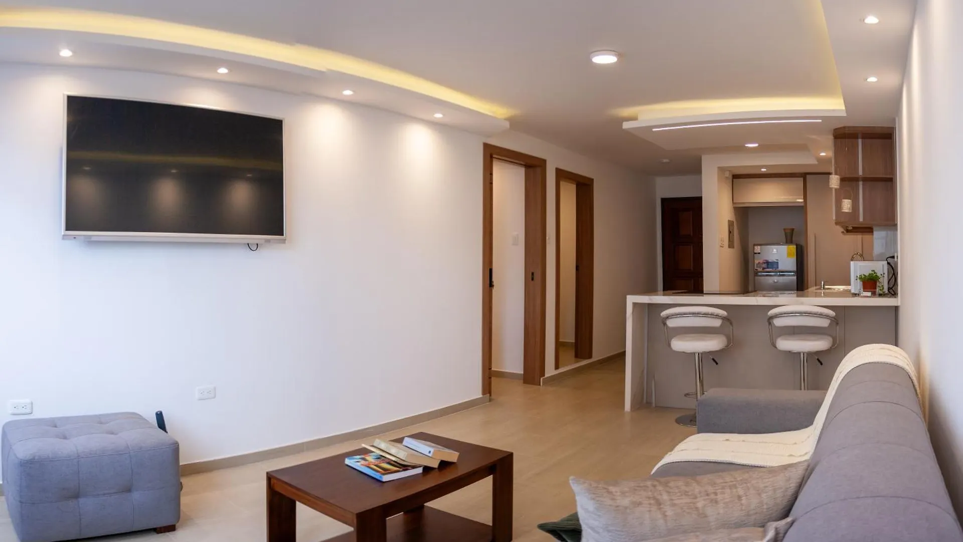 Suite De Lujo Dentro De Centro Comercial Quito